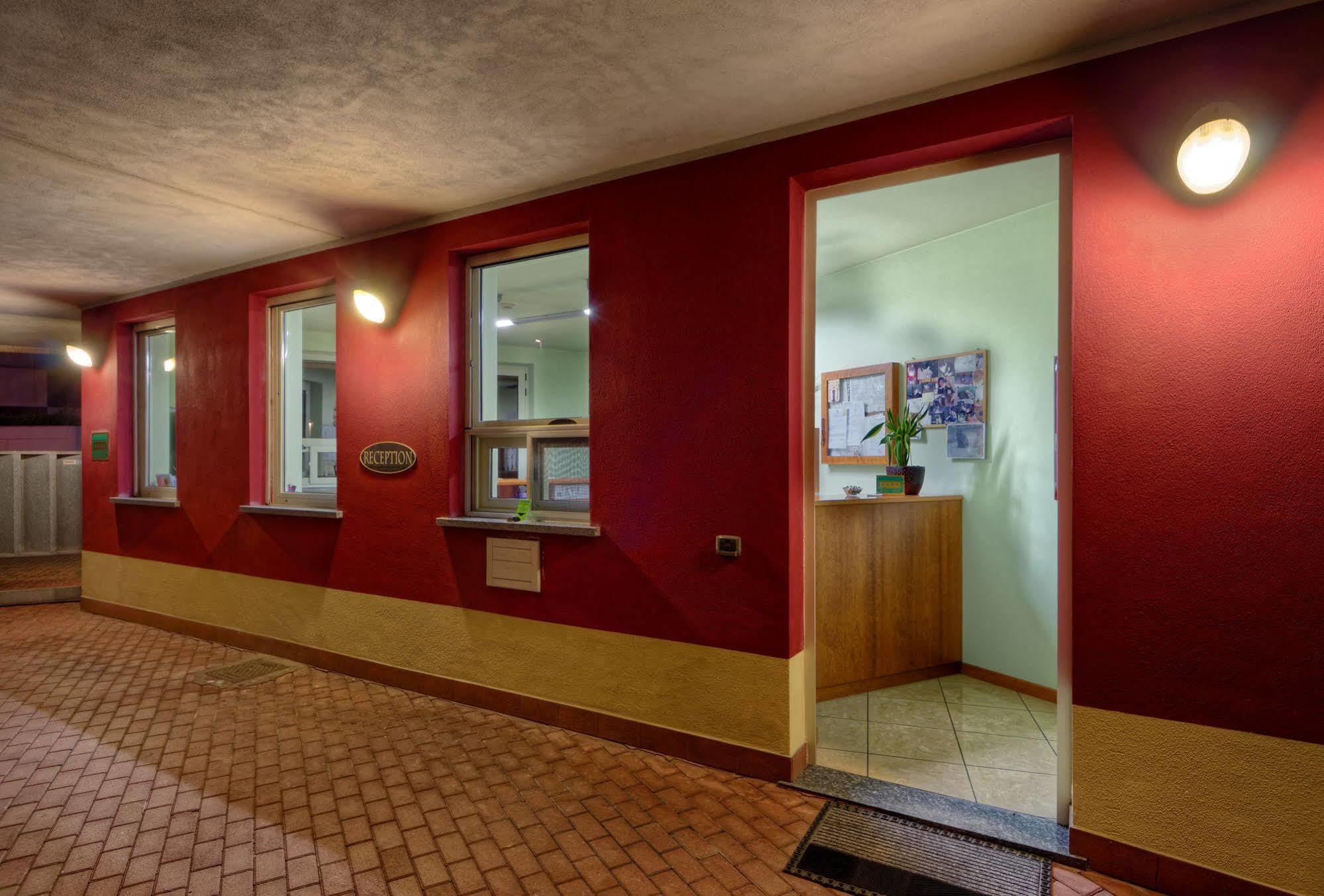 Hotel Motel Sporting Montodine Εξωτερικό φωτογραφία